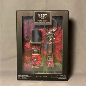 Nest Black Tulip Keychain Giftset "New with box"